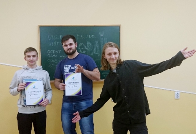 Вручення сертифікатів розробникам гри Repair Kit 